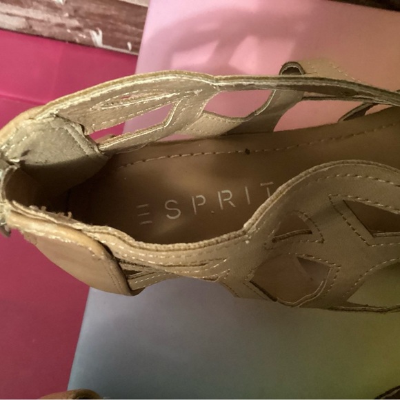Esprit Women's Tan Sandals 8.5M - Picture 7 of 7